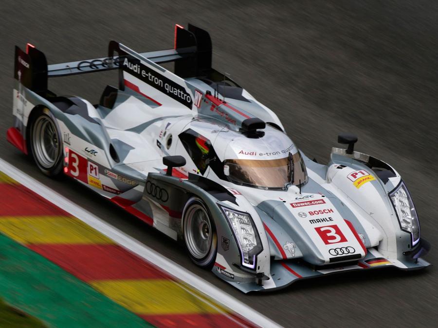  Audi R18 e-Tron Quattro 2012 года  (фото 26 из 42)